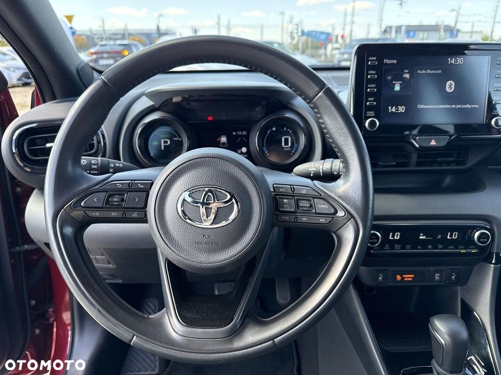 Toyota Yaris - 10