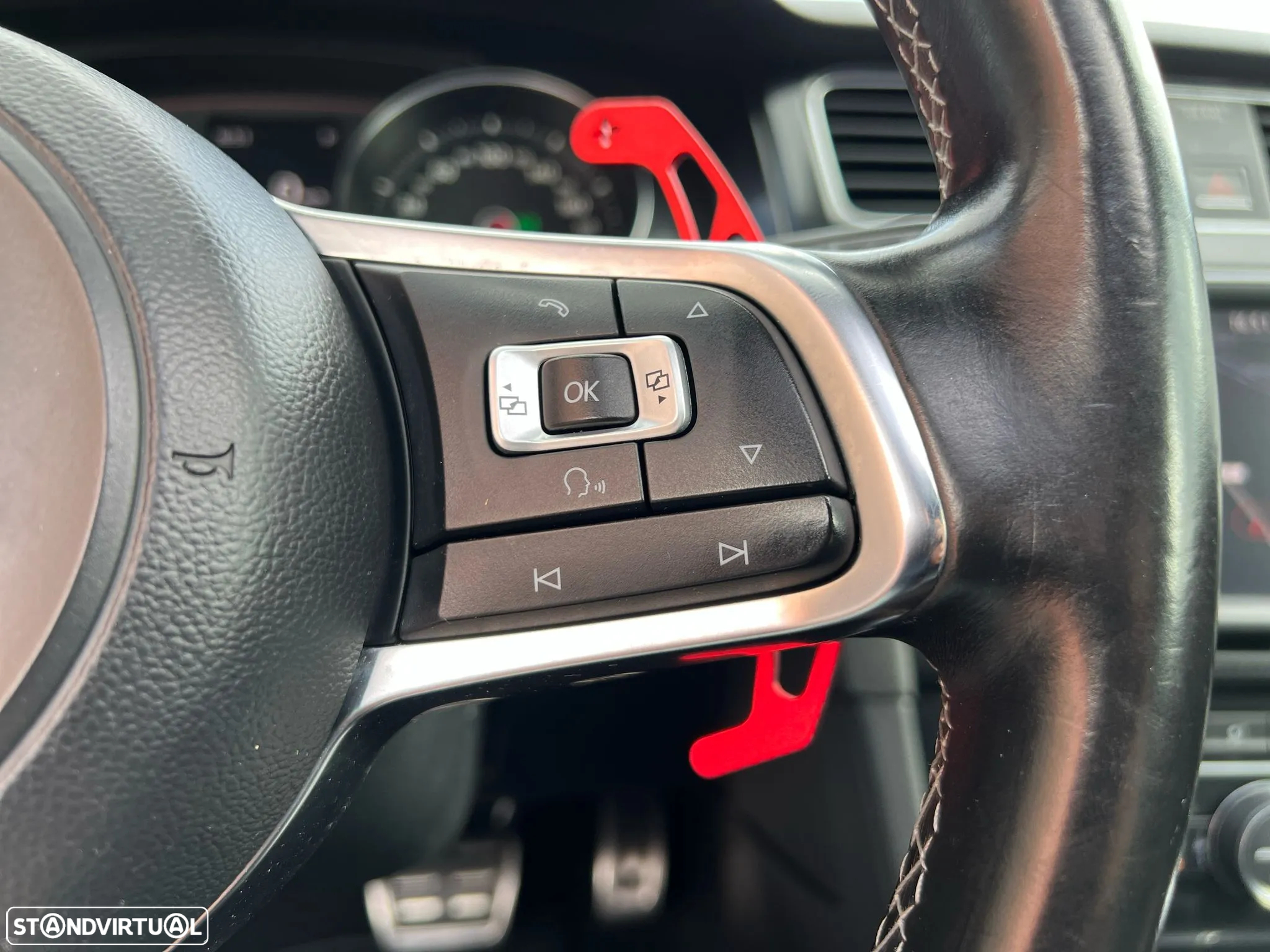 VW Golf 2.0 TDI GTD DSG - 16