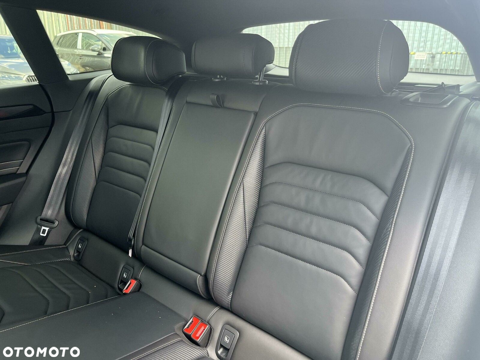 Volkswagen Arteon 2.0 TSI R-Line DSG - 38