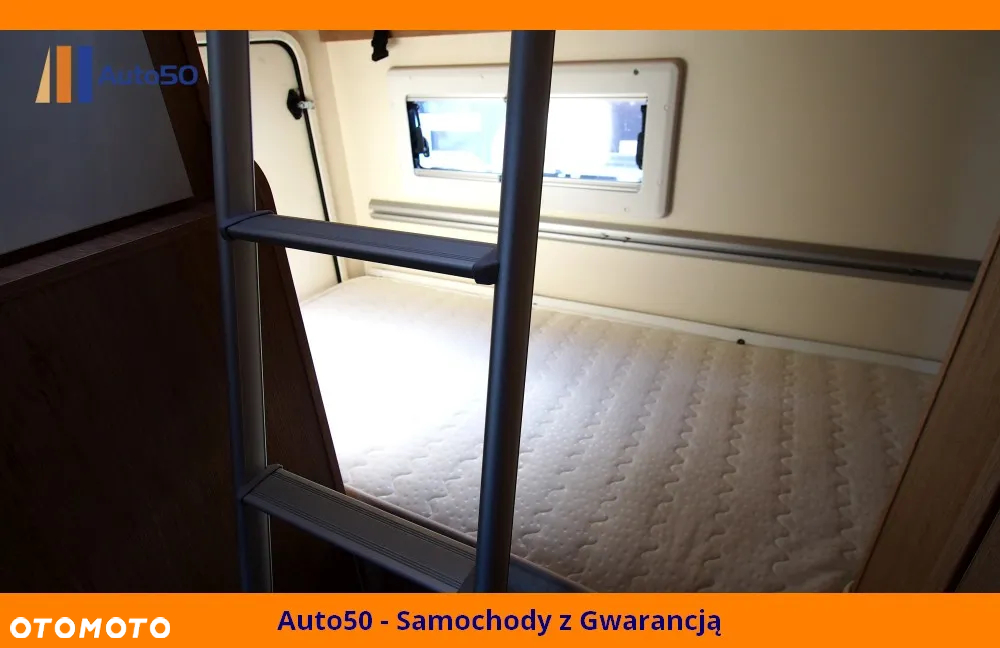 Ford Caravans International Horon 71 - 17