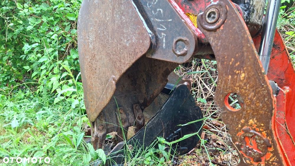Bobcat E20 - 32