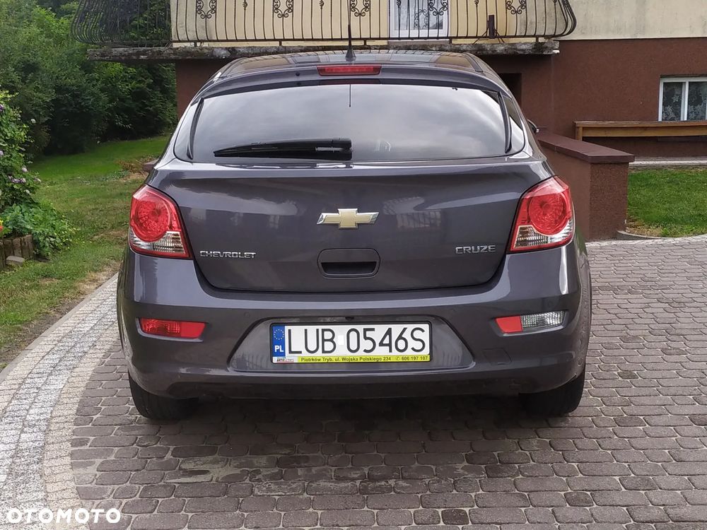 Chevrolet Cruze 1.8 LTZ - 9