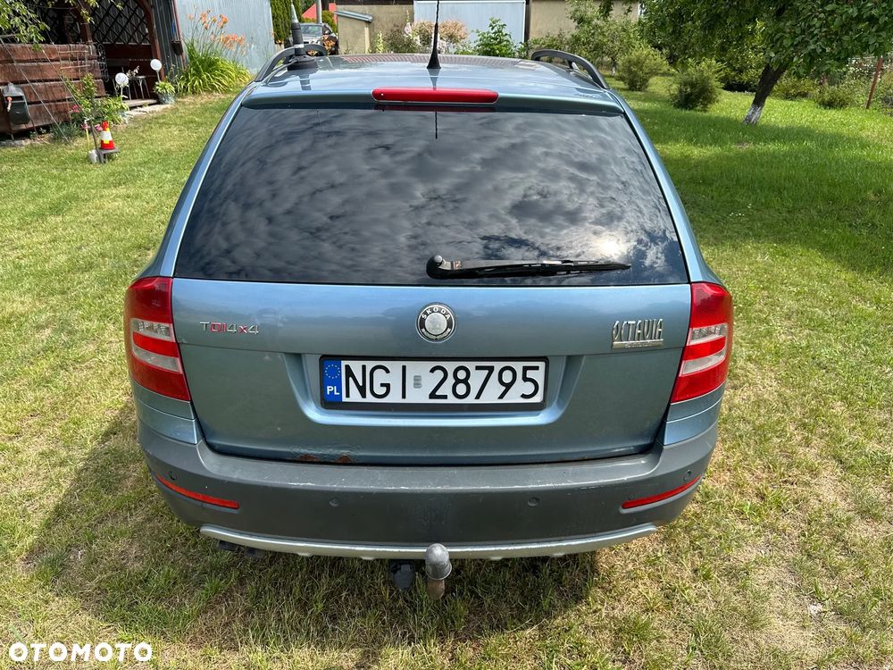 Skoda Octavia 2.0 TDI DPF 4x4 Scout - 6