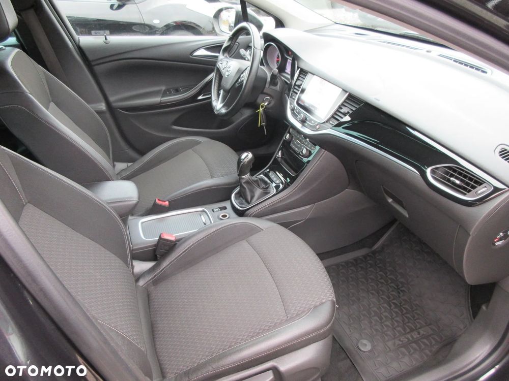 Opel Astra 1.4 Turbo Innovation - 12