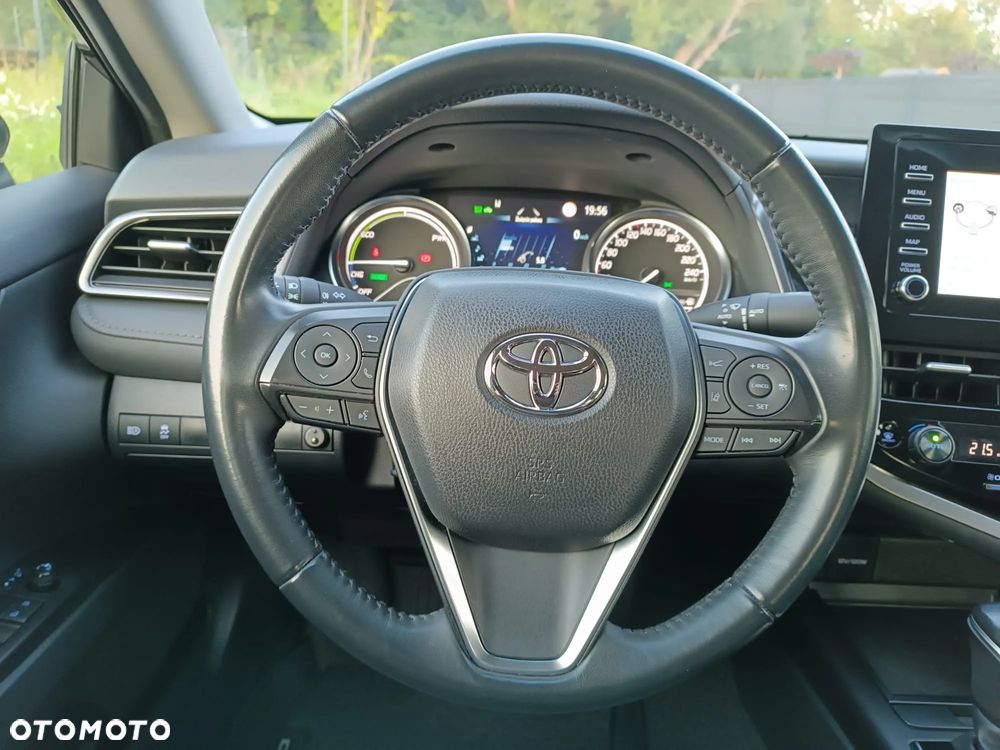 Toyota Camry 2.5 Hybrid Comfort CVT - 14
