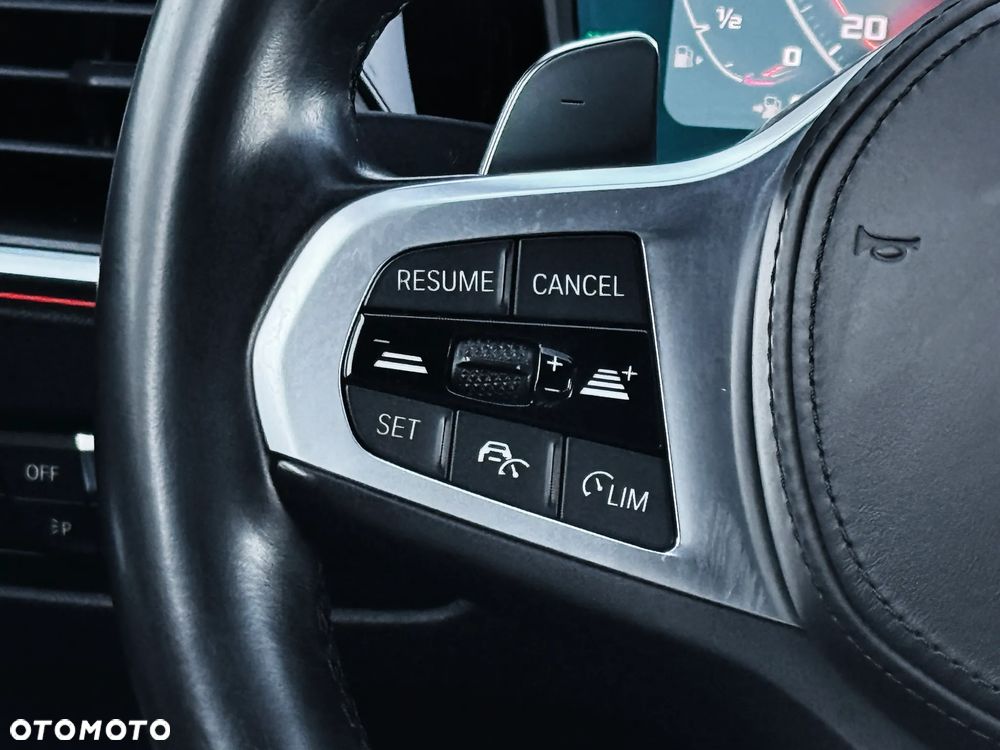 BMW Seria 3 M340i xDrive sport - 21