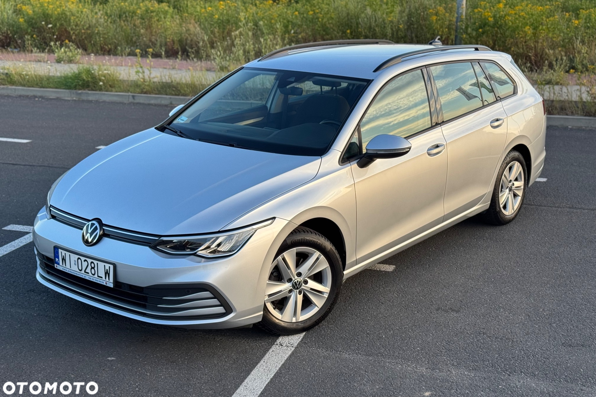 Volkswagen Golf VIII 1.5 TSI EVO Life - 3