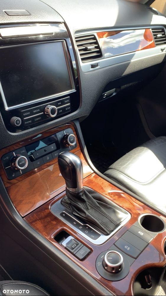 Volkswagen Touareg 3.0 V6 TDI BMT - 6