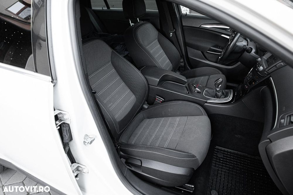 Opel Insignia - 19