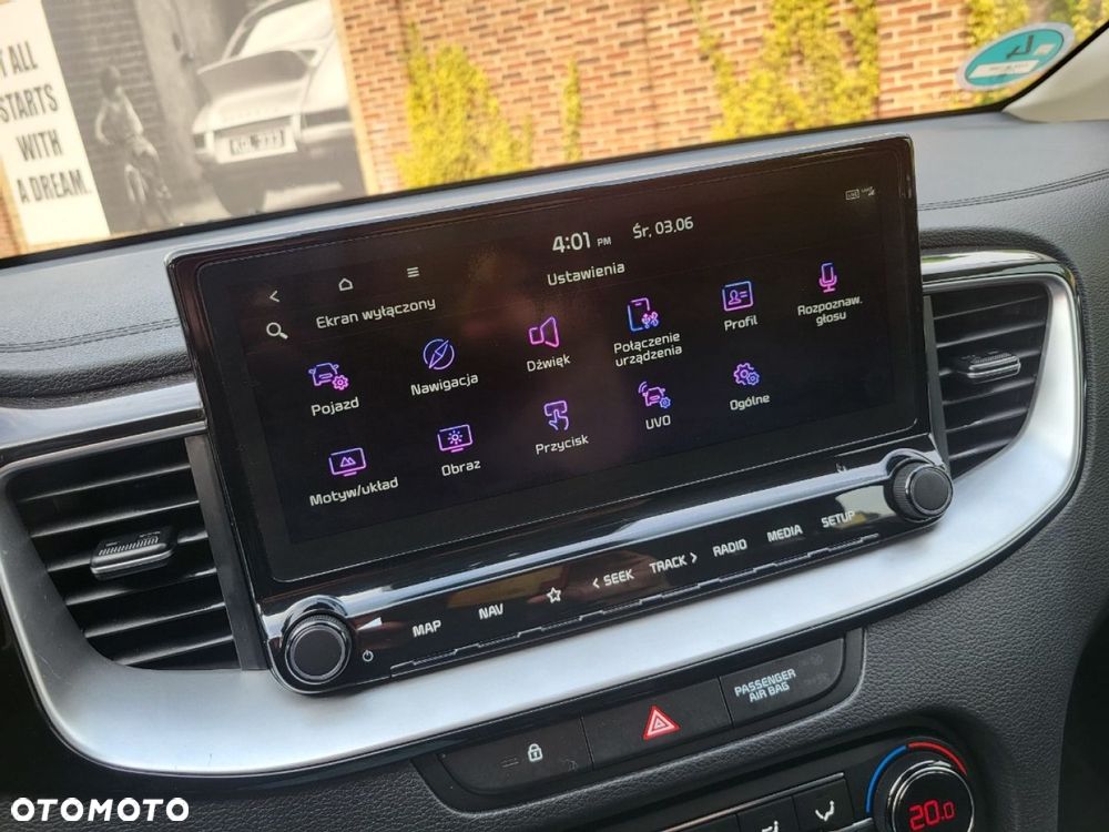Kia Ceed - 28