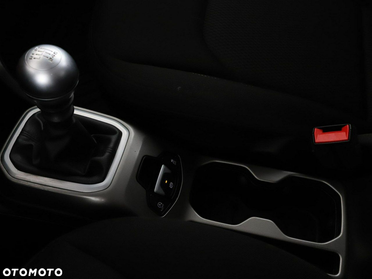 Jeep Renegade 1.0 T-GDI Limited - 29