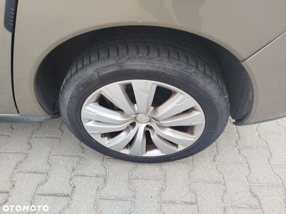 Peugeot 3008 e-HDi 115 ETG6 Stop&Start Active - 16