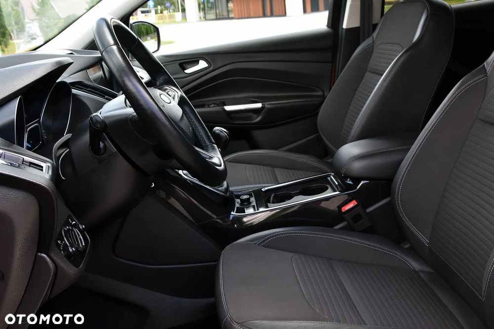 Ford Kuga 2.0 TDCi AWD Titanium - 16