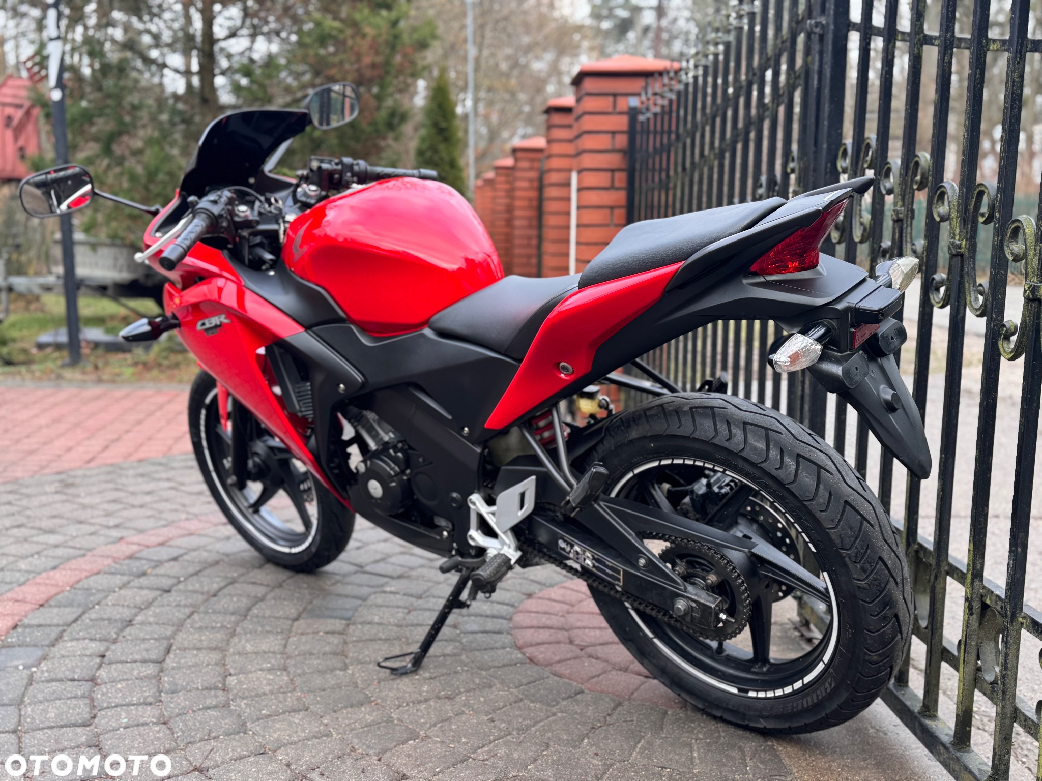 Honda CBR - 8