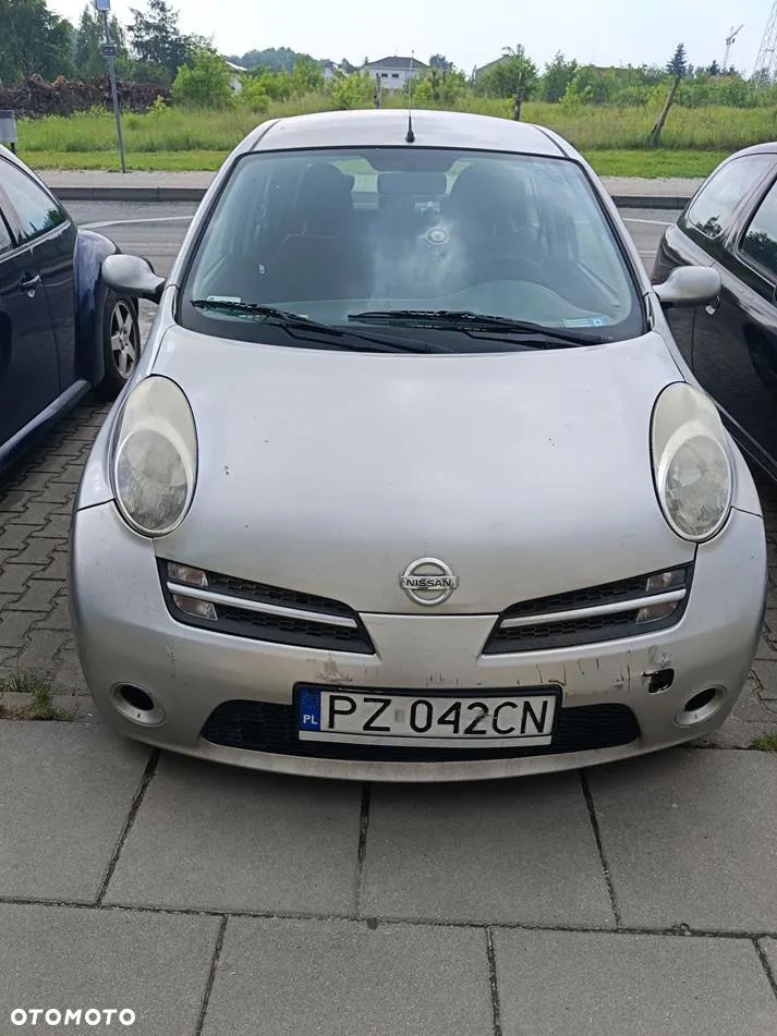 Nissan Micra - 1
