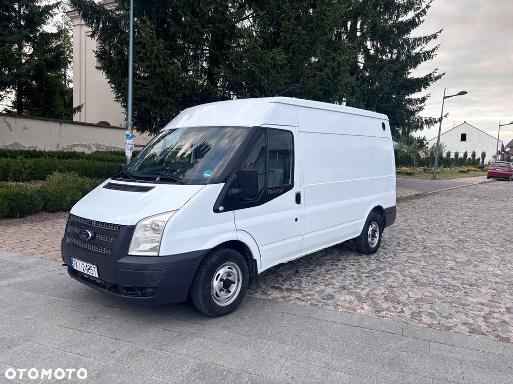 Ford Transit - 1