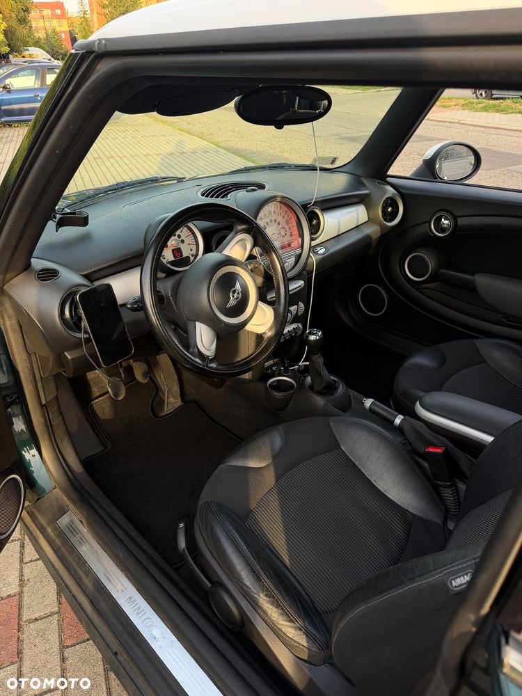 MINI Cooper Standard - 9