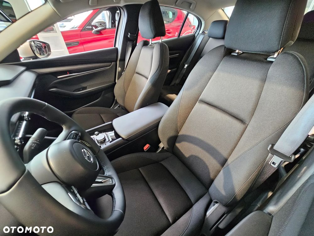Mazda 3 - 5