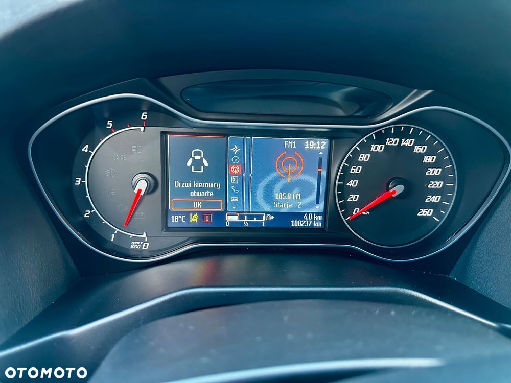 Ford Mondeo 2.0 TDCi Titanium X - 25