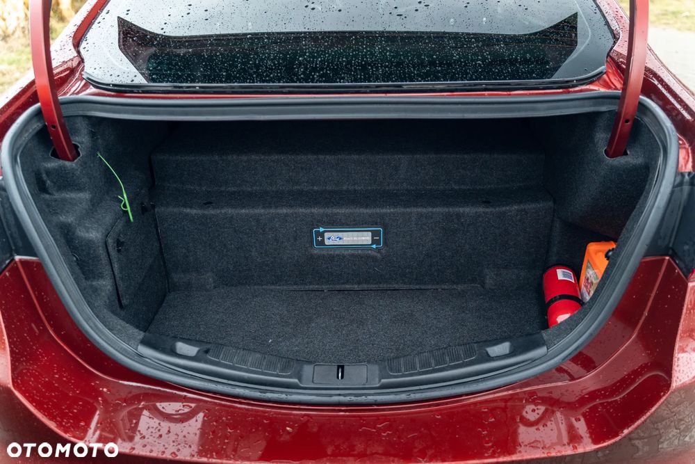 Ford Fusion 2.0 EcoBoost Titanium - 27