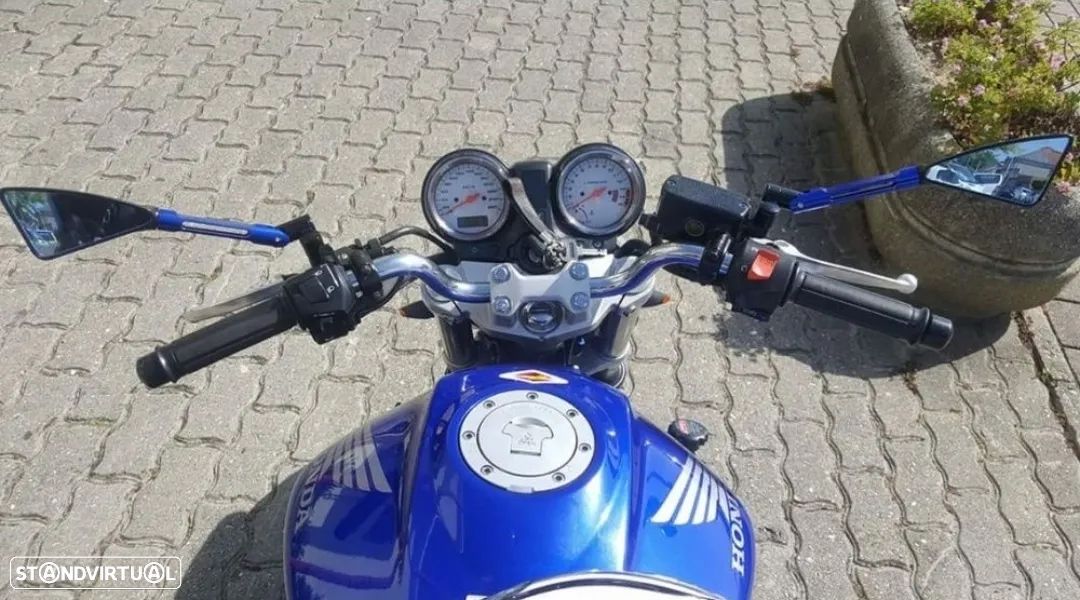 Honda Hornet F3 - 1