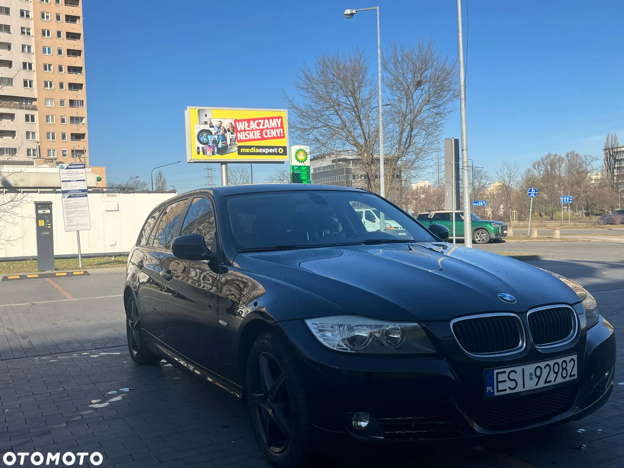 BMW Seria 3 318i Touring - 3