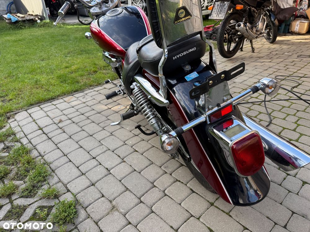 Hyosung GV - 4