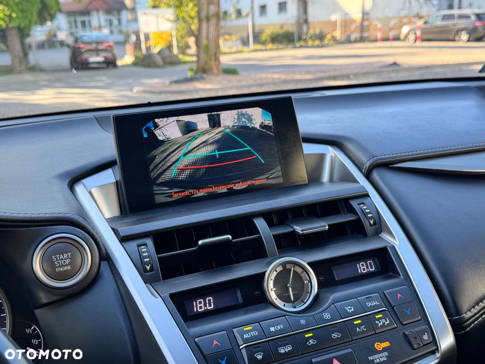 Lexus NX 200t Elite AWD - 33