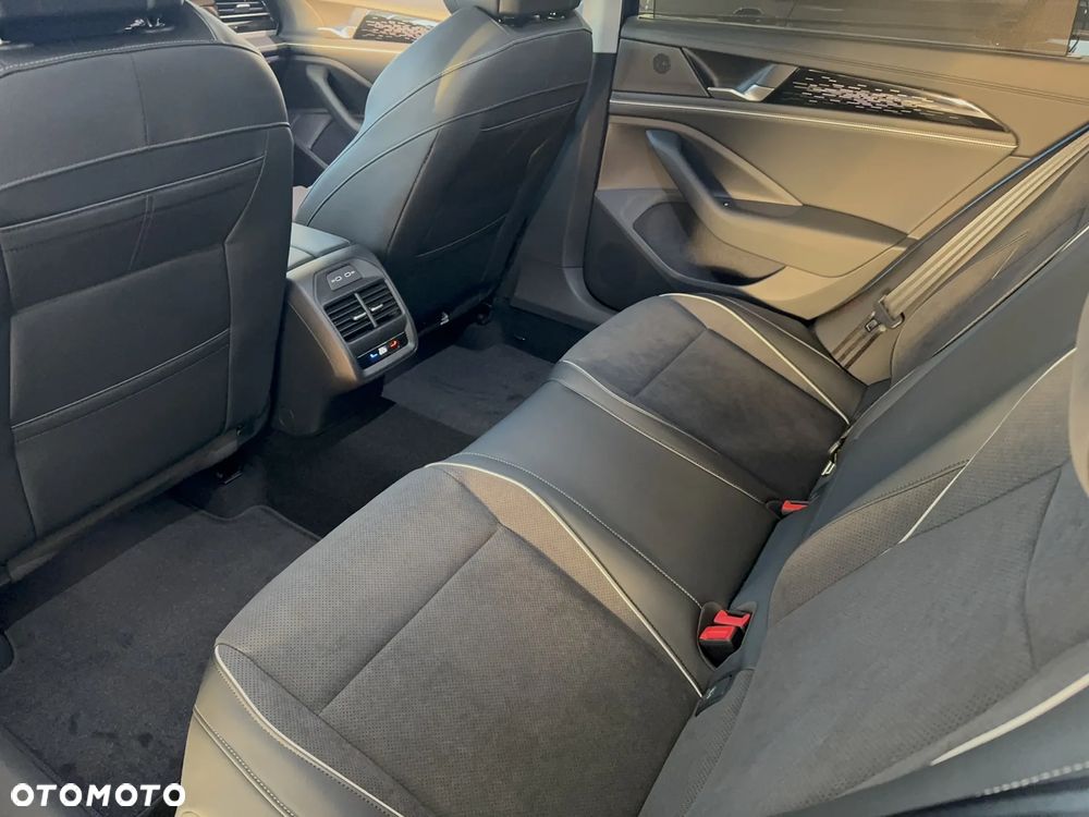 Volkswagen Passat ver-1-5-tsi-evo-business-dsg - 13