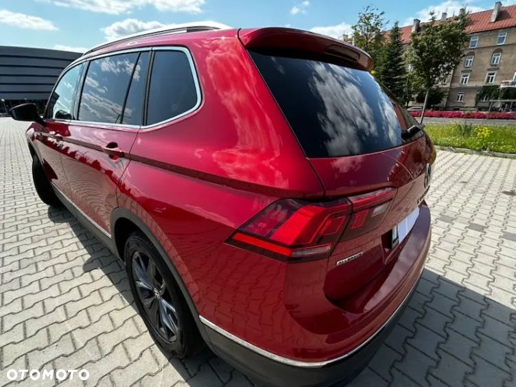 Volkswagen Tiguan Allspace - 9