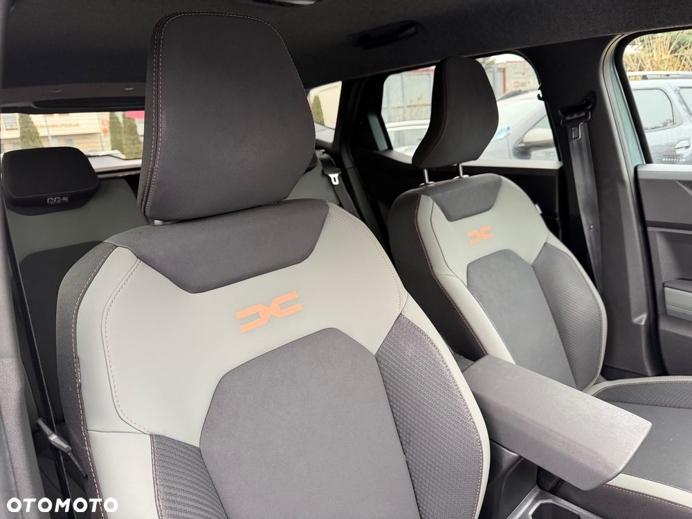 Dacia Duster 1.6 Full Hybrid 140 Extreme MMT - 29
