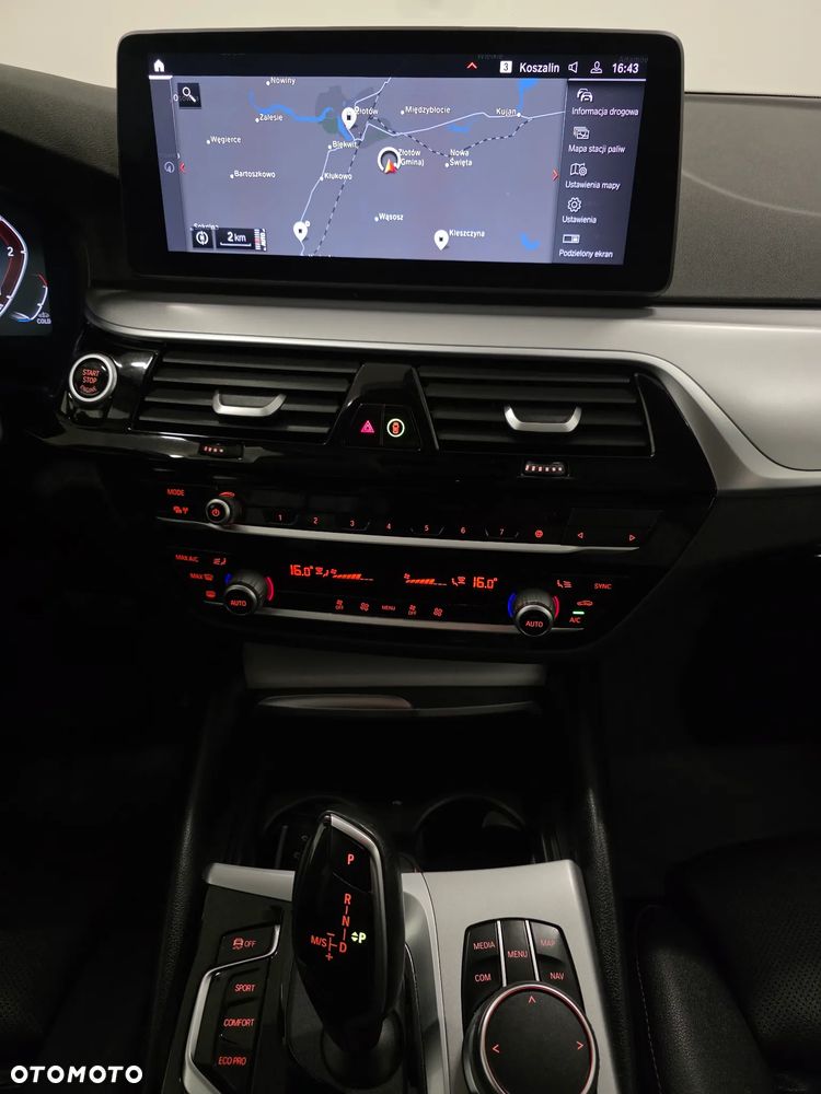 BMW Seria 5 518d mHEV Luxury Line sport - 9