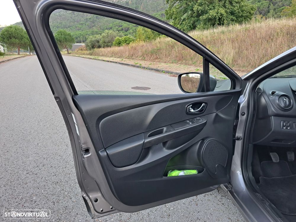 Renault Clio 1.5 dCi Confort - 11