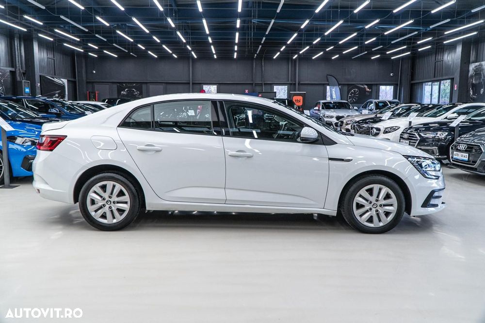 Renault Megane TCe 140 GPF ZEN - 19