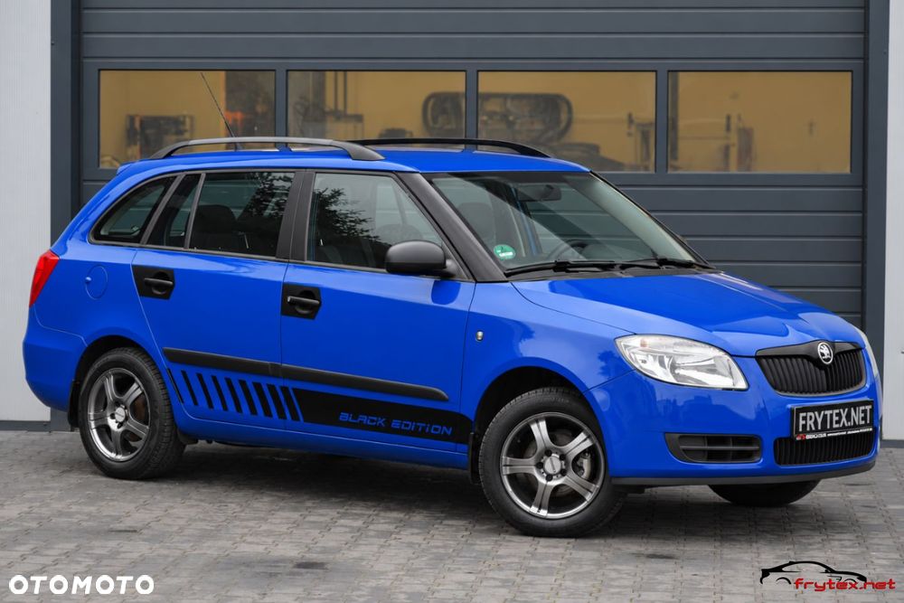 Skoda Fabia 2010 photo 3