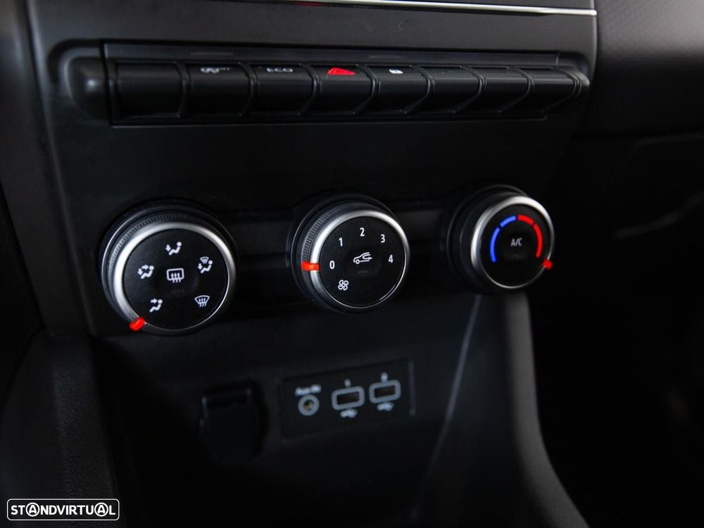 Renault Clio 1.5 Blue dCi Intens - 17