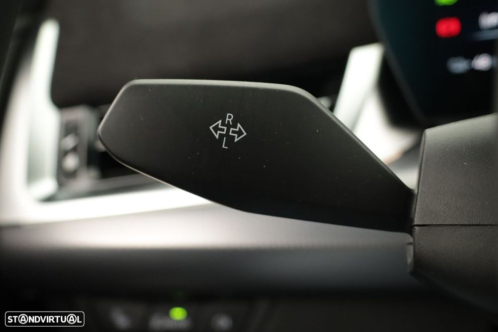 BMW iX2 eDrive20 Pack Desportivo M - 19