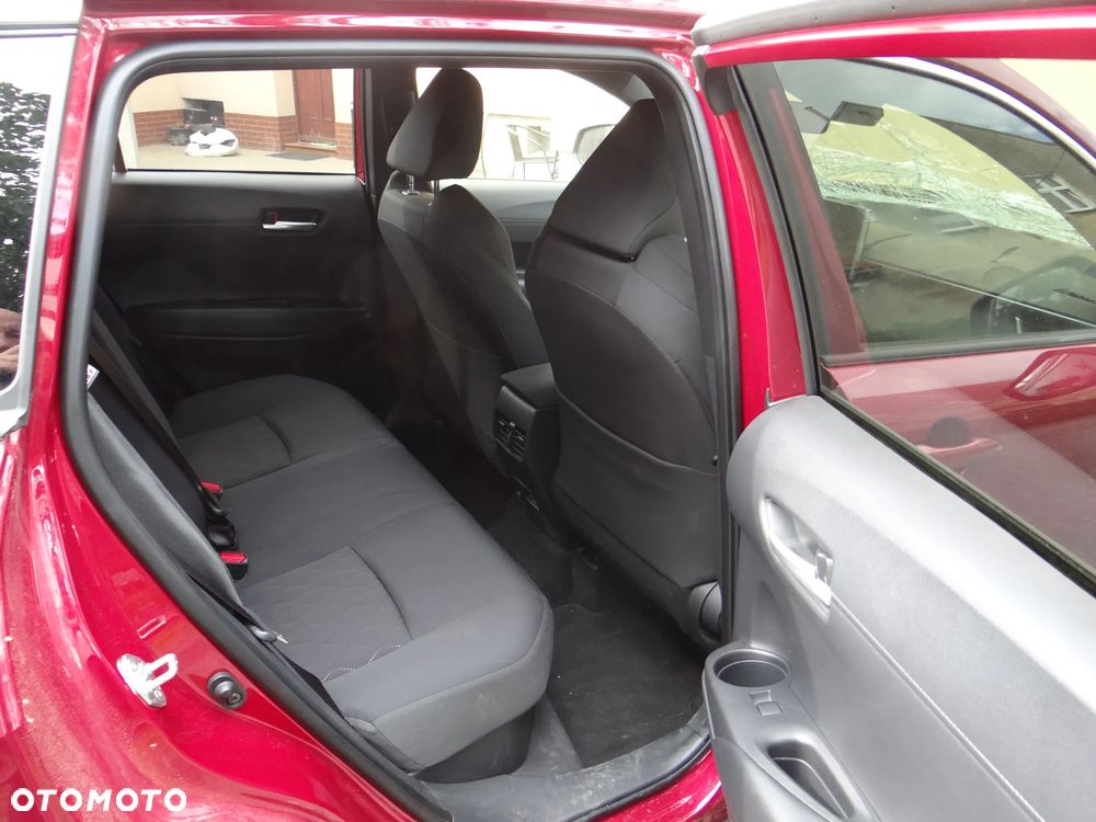 Toyota Corolla Cross - 11