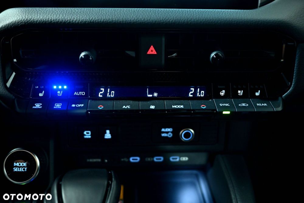 Toyota Land Cruiser LC 2.8 D-4D Invincible - 21