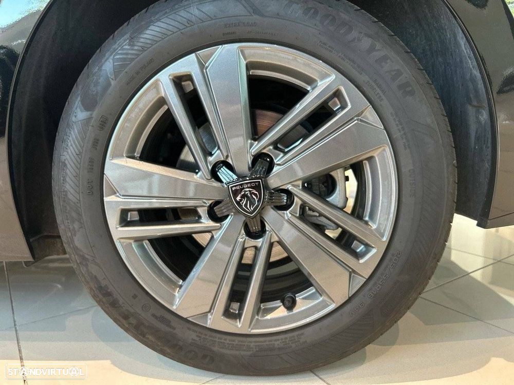 Peugeot 308 1.2 Hybrid Style e-DCS6 - 11