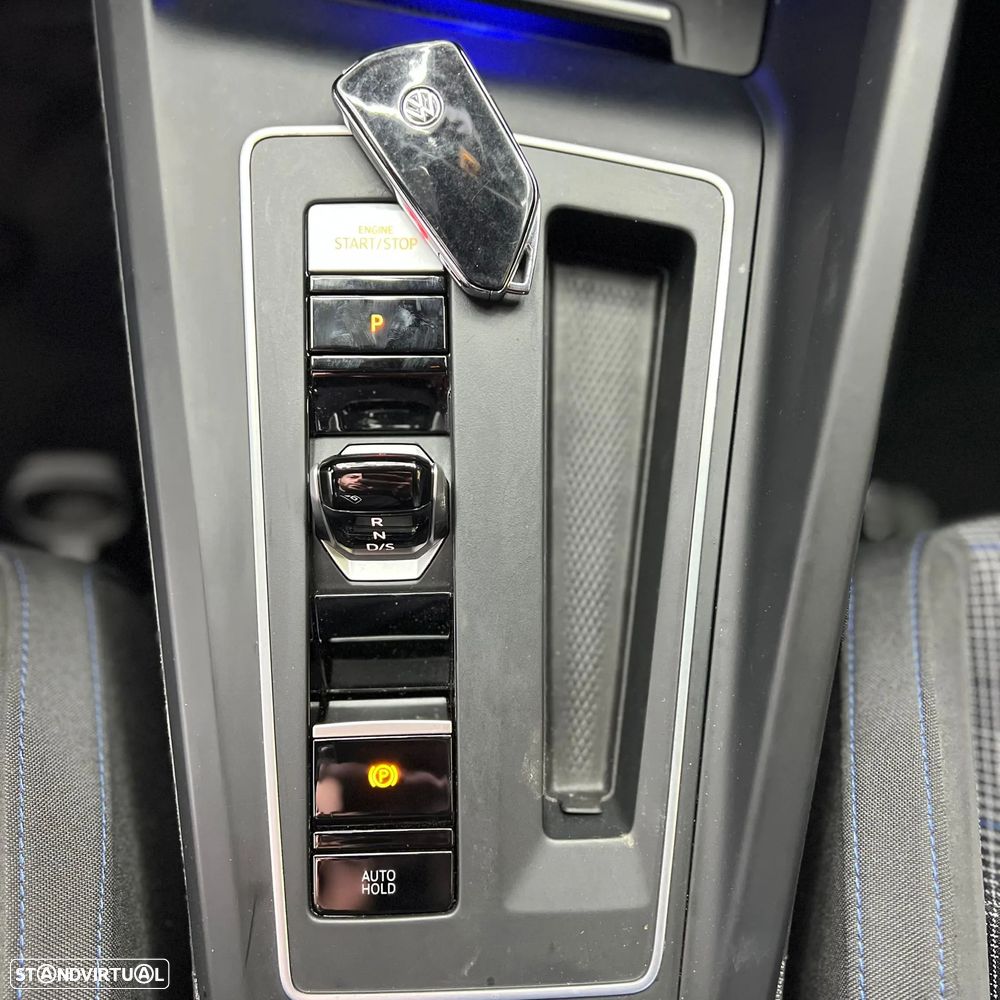 VW Golf 1.4 eHybrid OPF DSG GTE - 17