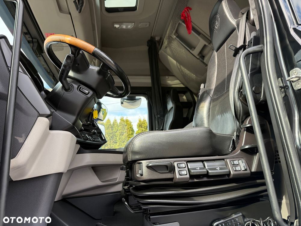 Scania - 28