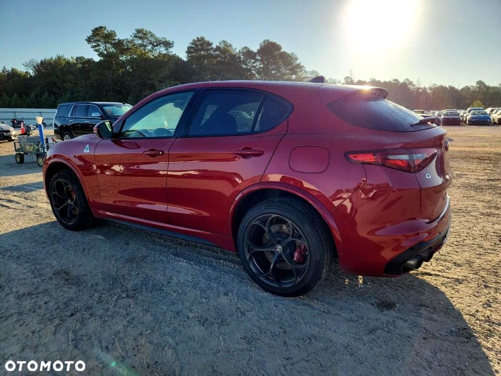 Alfa Romeo Stelvio V6 2.9 Bi-Turbo AT8-Q4 Quadrifoglio Super Sport