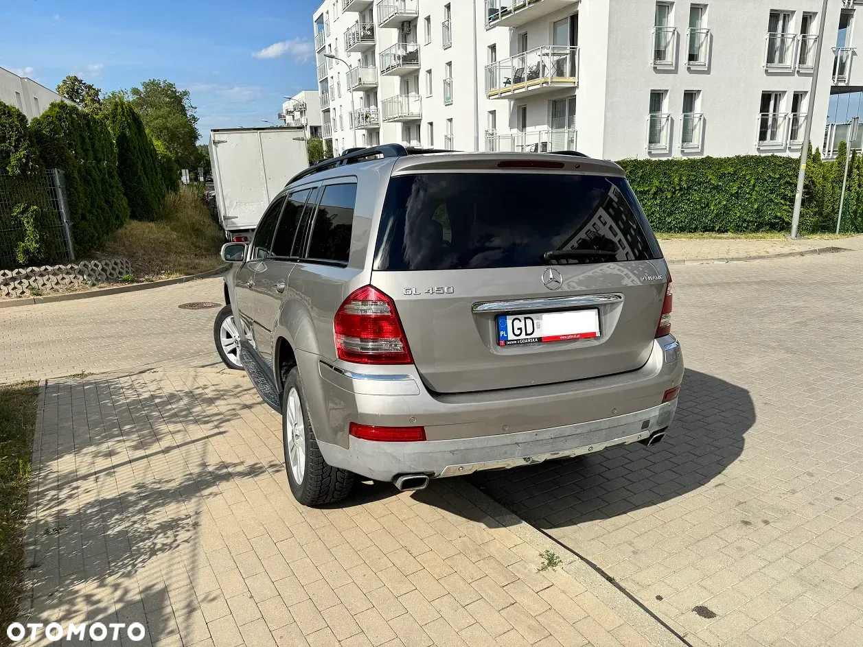 Mercedes-Benz GL 450 4Matic 7G-TRONIC - 4