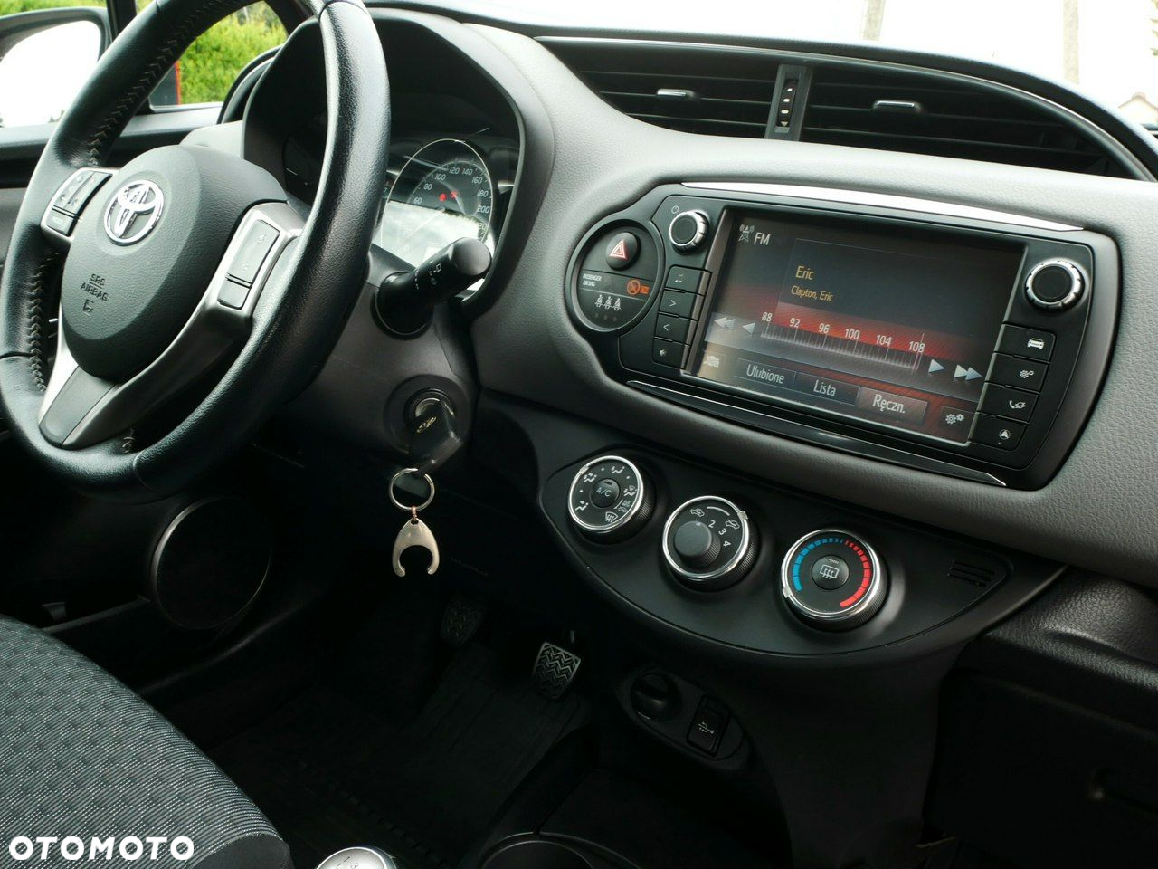 Toyota Yaris 1.0 Active EU6 - 25