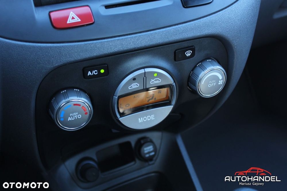 Kia Rio - 13