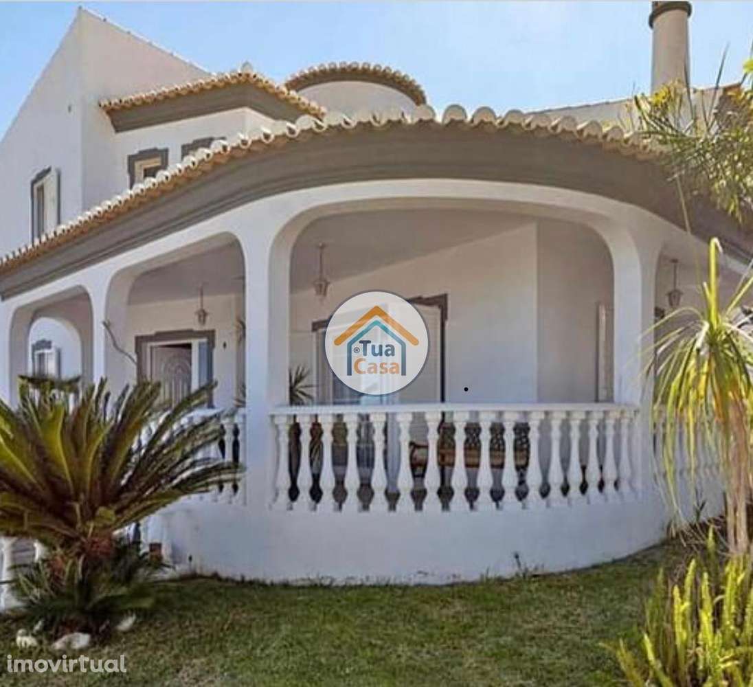 Moradia T4 Próxima do Centro de Faro com Vista para a Ria Formosa - Grande imagem: 3/44