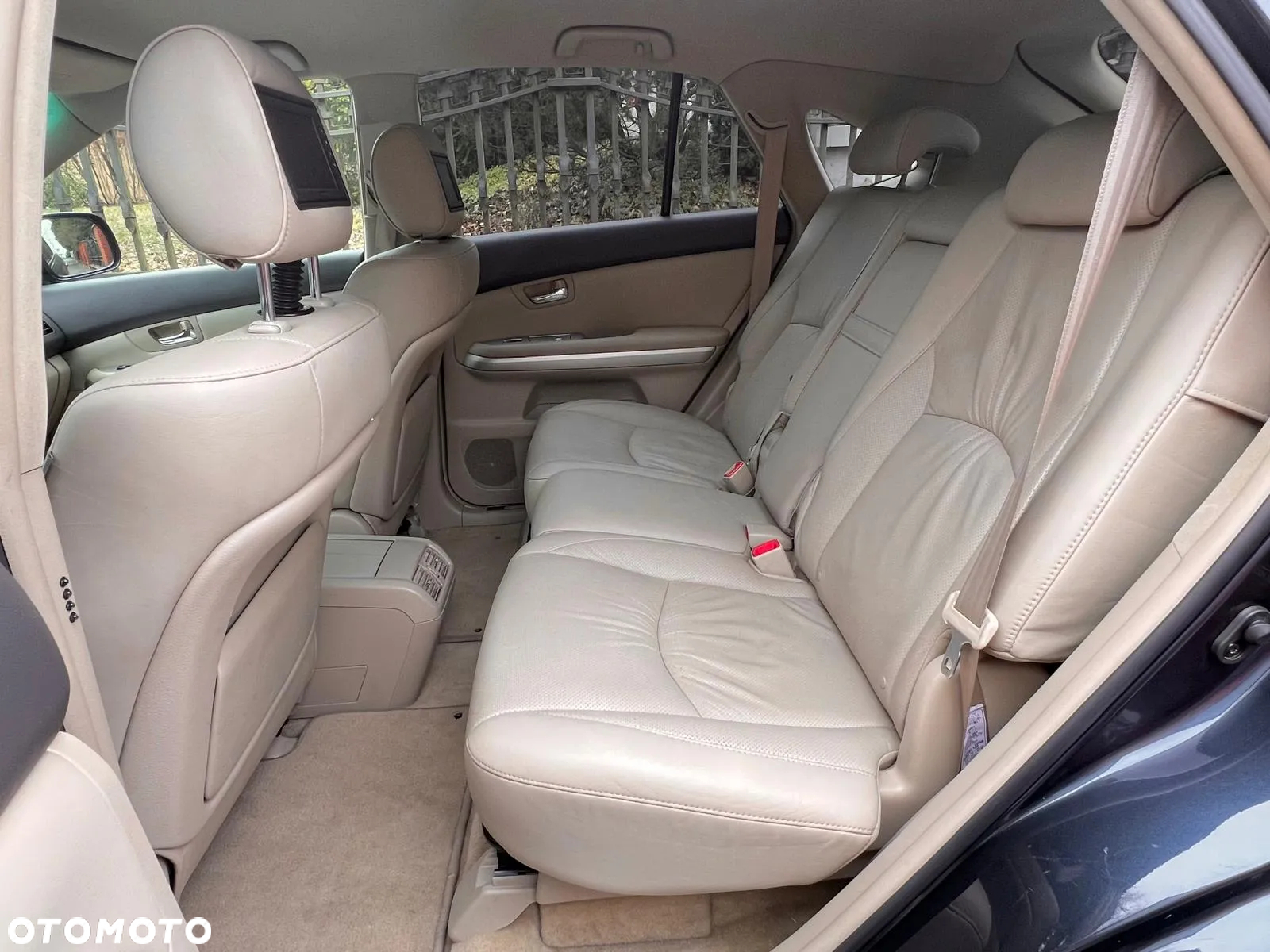 Lexus RX 400h (hybrid) - 10