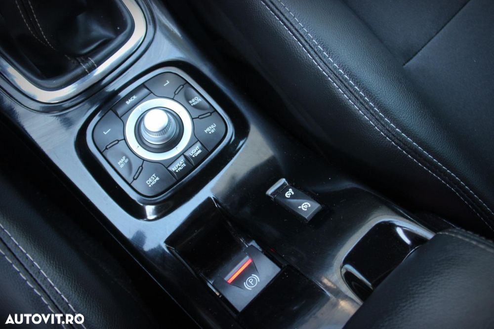 Renault Megane 1.5 dCi Expression - 11