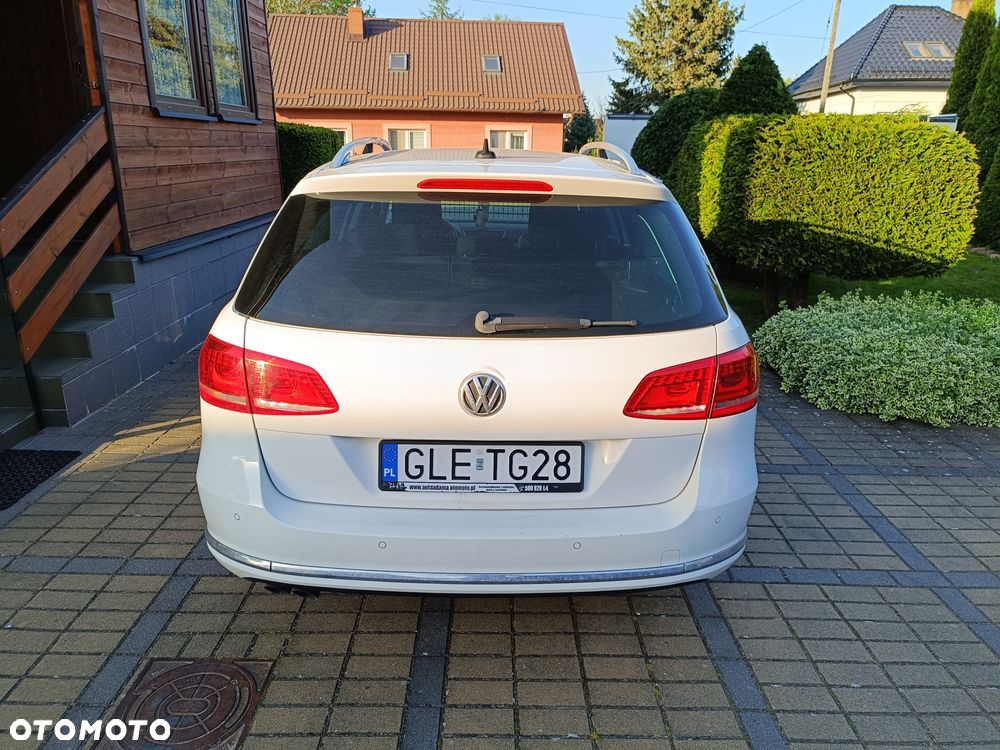 Volkswagen Passat 2.0 TDI Comfortline DSG - 2